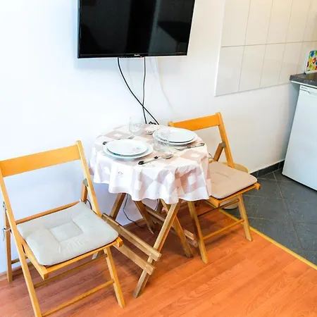 Apartment Kolic Veli Rat