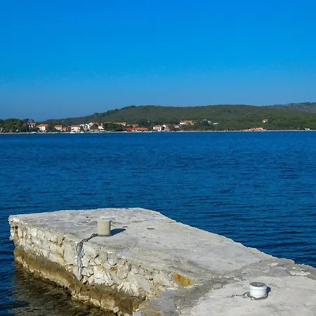 Kolic Apartment Veli Rat